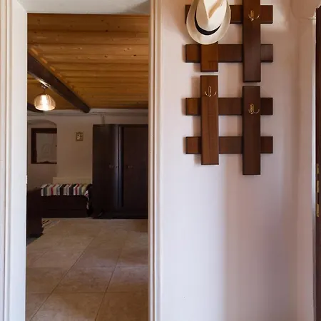 The Old House - Wood & Stone Holiday home